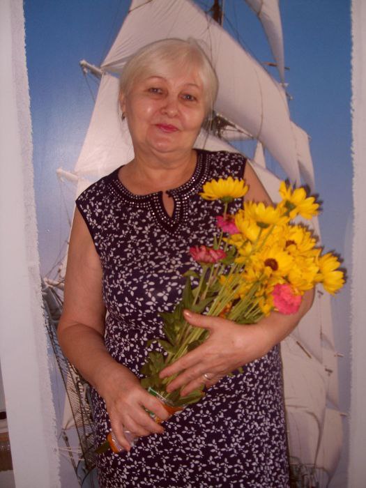 Фото пользователя Тамара, 75 лет, город Волгодонск, цель знакомства: Серьёзные отношения