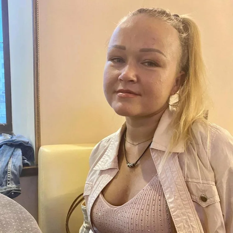 Фото пользователя Лера, 28 лет, город Заречный, цель знакомства: Брак и создание семьи