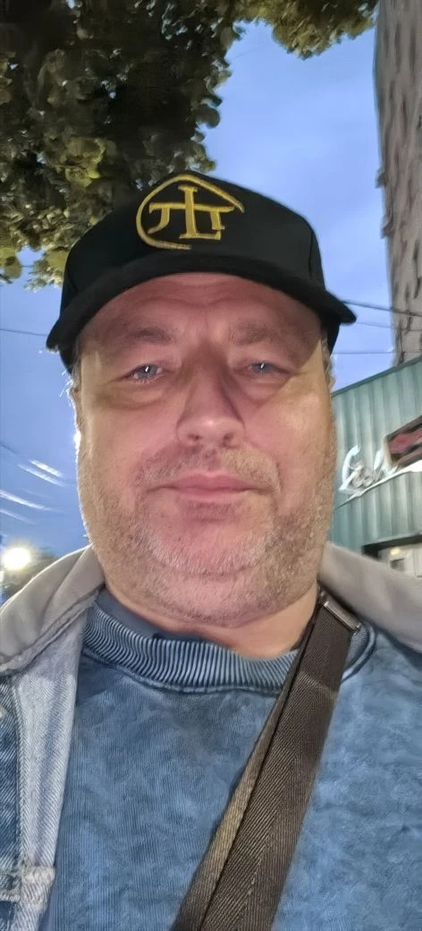 Фото пользователя Алексей, 49 лет, город Калуга, цель знакомства: Серьёзные отношения