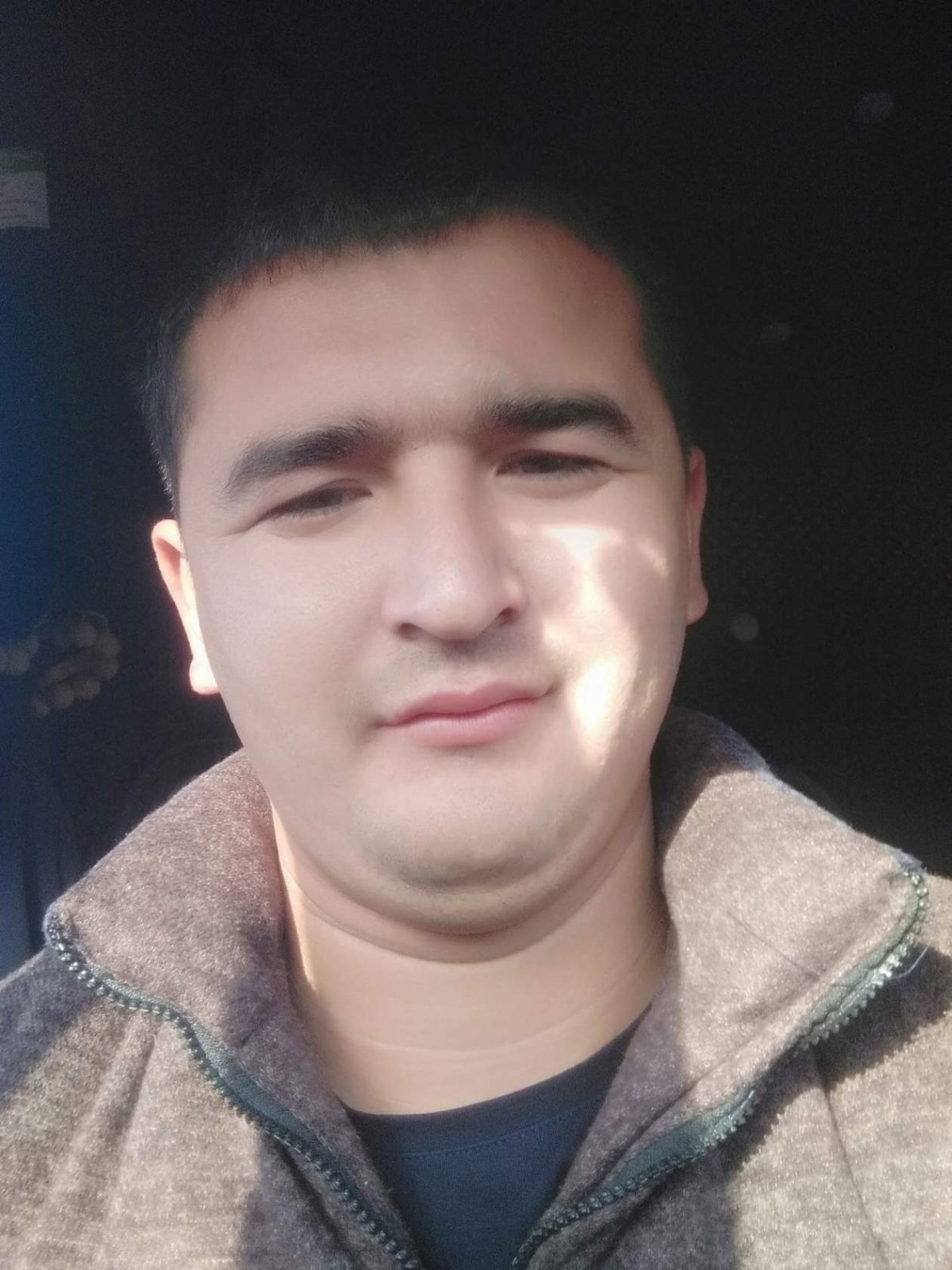 Фото пользователя Abdulaziz, 32 лет, город Ташкент, цель знакомства: Серьёзные отношения