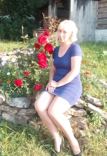 Фото пользователя Яна, 46 лет, город Белореченск, цель знакомства: Серьёзные отношения