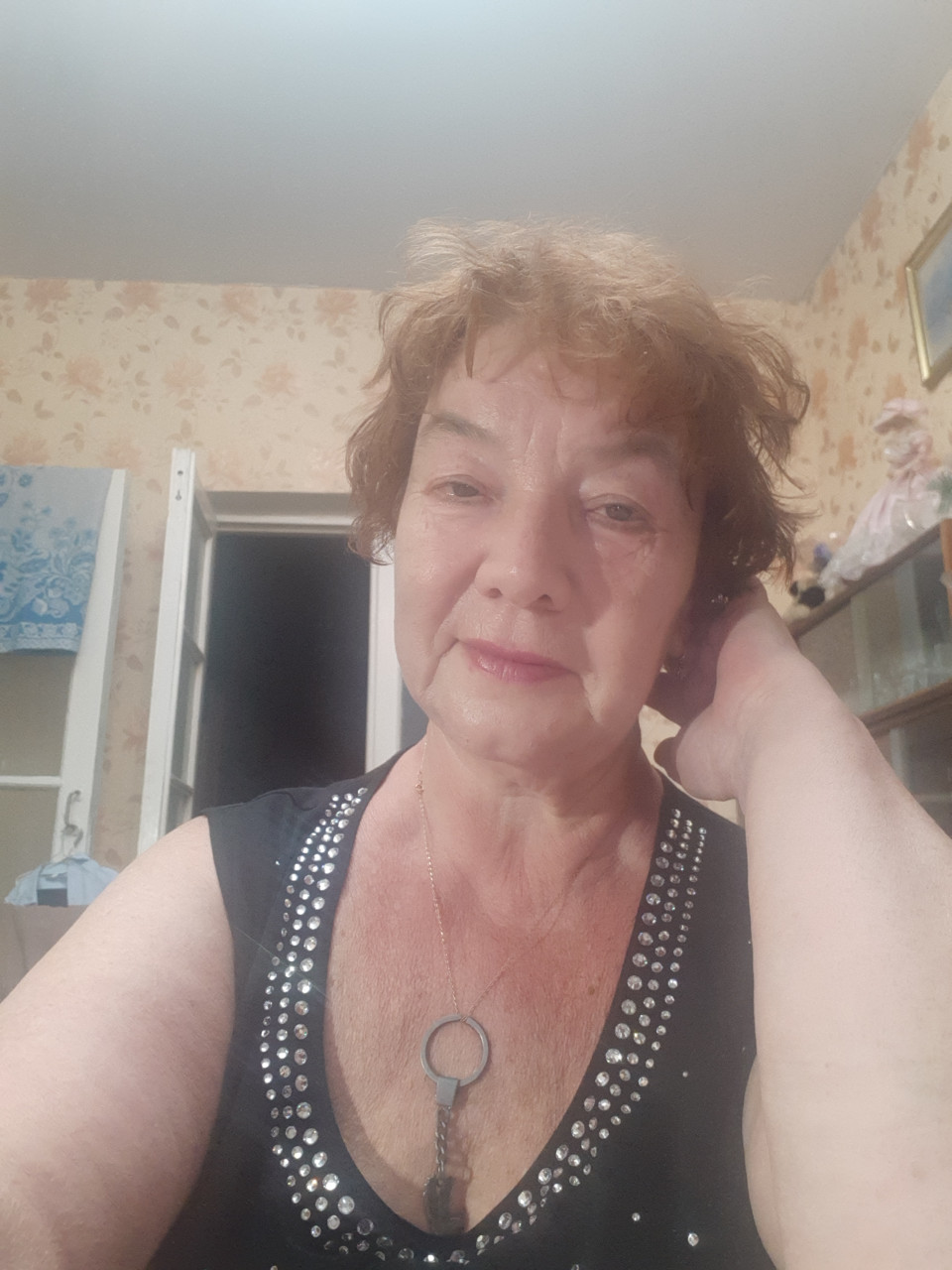 Фото пользователя Вера, 65 лет, город Казань, цель знакомства: Серьёзные отношения