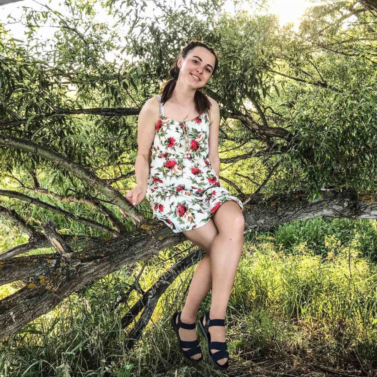 Фото пользователя Ленара Клочкова, 34 лет, город Энгельс, цель знакомства: Романтические встречи