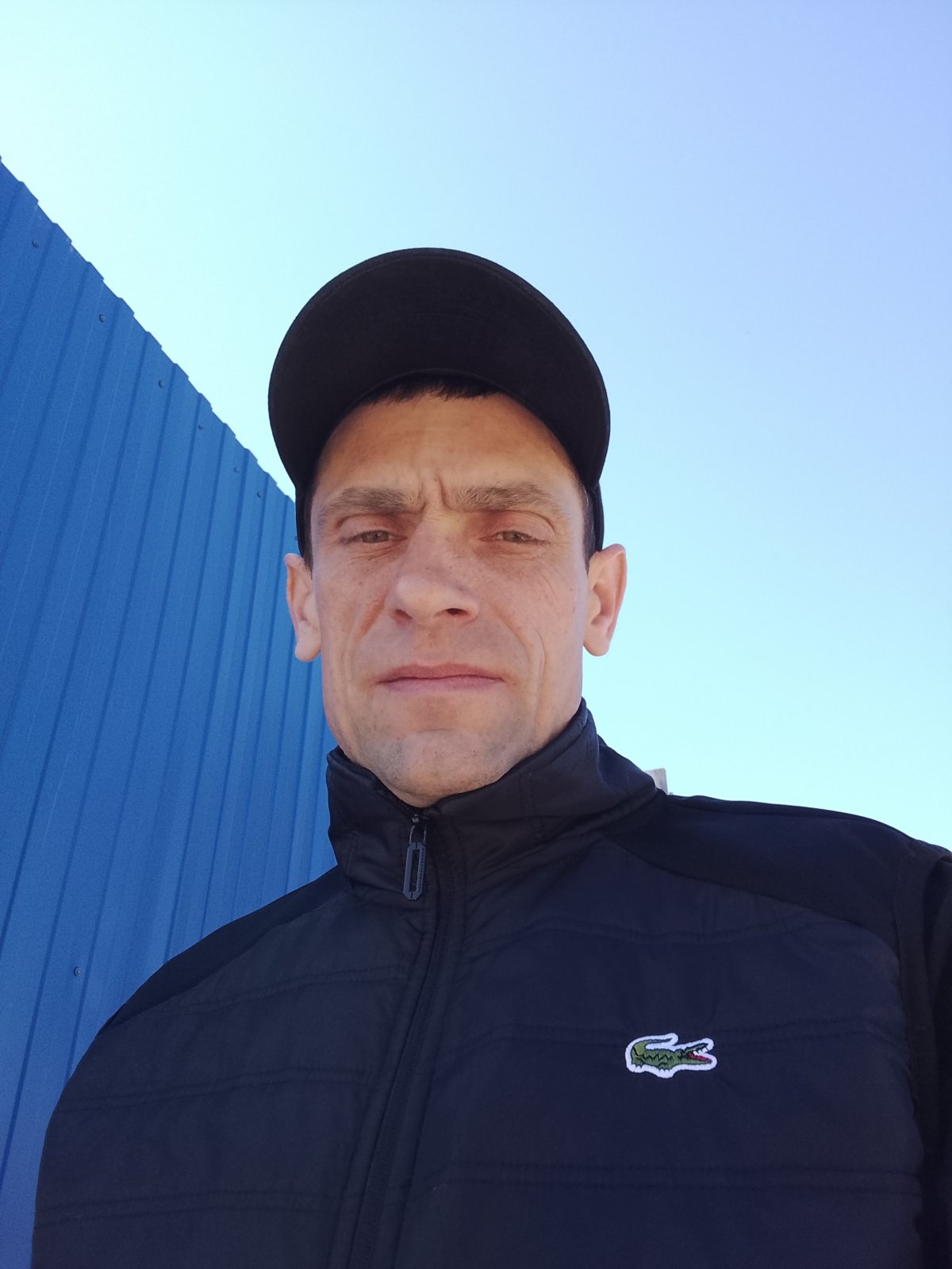 Фото пользователя Виталий, 44 лет, город Красноярск, цель знакомства: Дружба и общение
