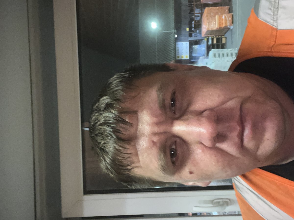 Фото пользователя Дмитрий, 41 лет, город Санкт-Петербург, цель знакомства: Интимные встречи