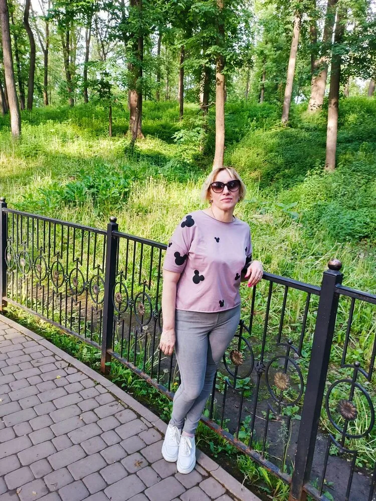 Фото пользователя Светлана, 45 лет, город Вольск, цель знакомства: Серьёзные отношения